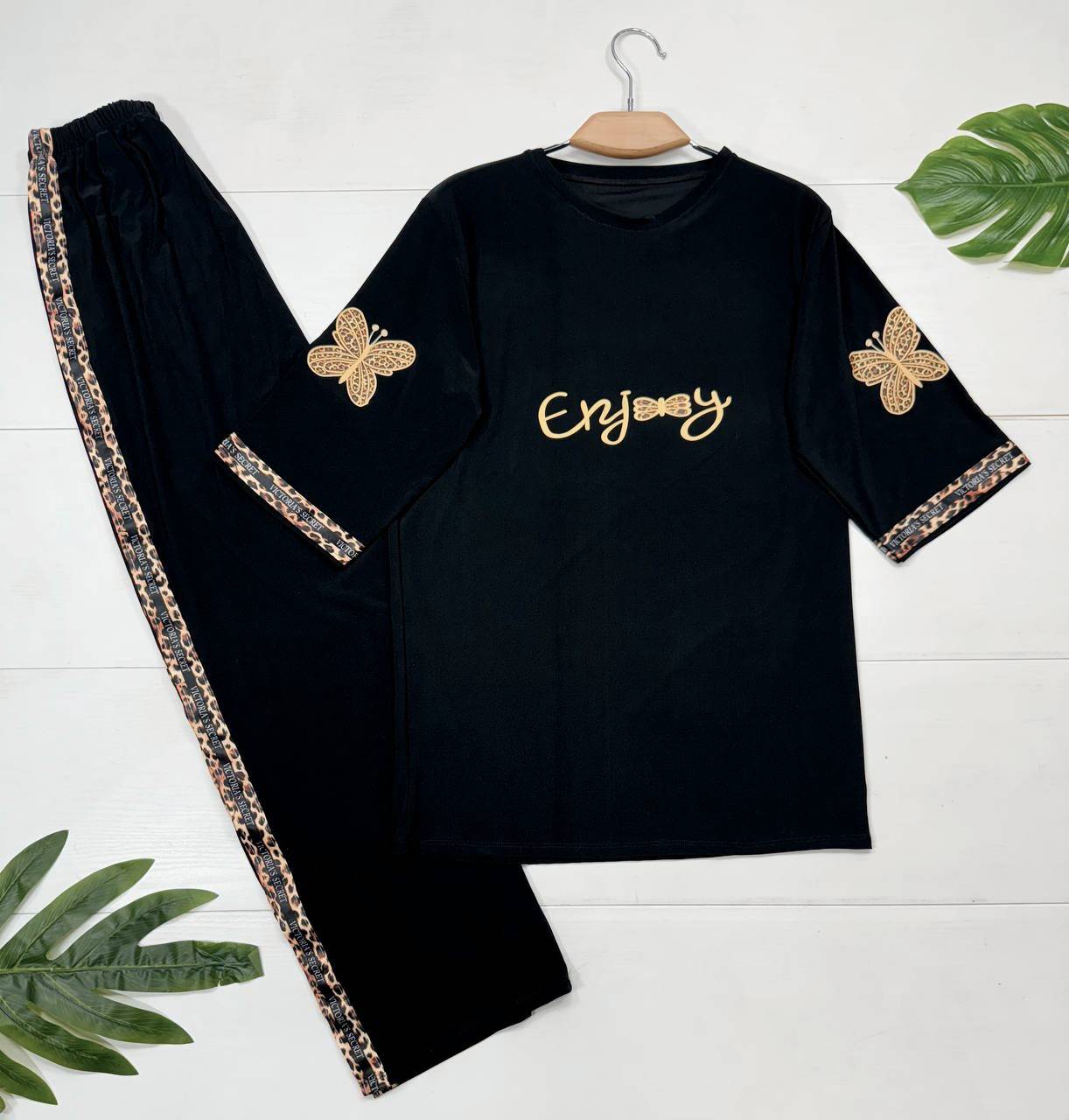 ست تیشرت و شلوارenjoy